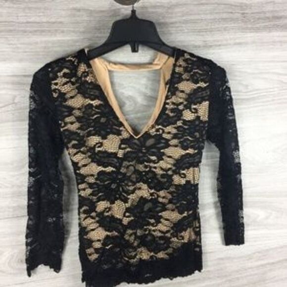 BLVD Lace V Neck Long Sleeve black blouse size S - Picture 3 of 5